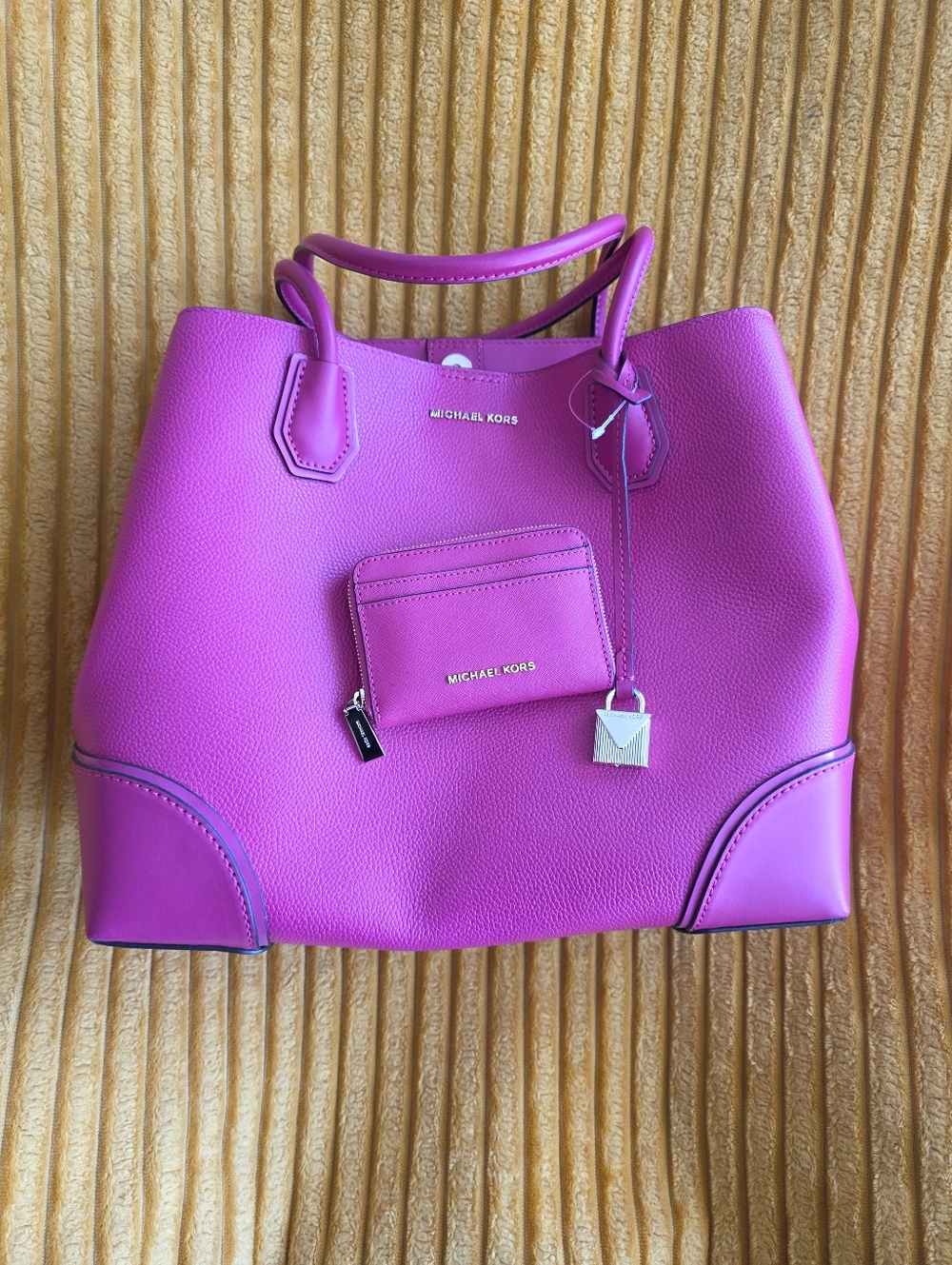 Michael Kors Fuchsia Leather Tote with Matching Card Case NWT